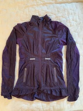 lululemon athletica Run Wild Windbreaker Jacket